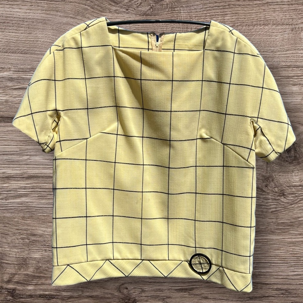 Timeless Mod Appeal: Vintage '60s/'70s Handmade Blouse and Skirt Set